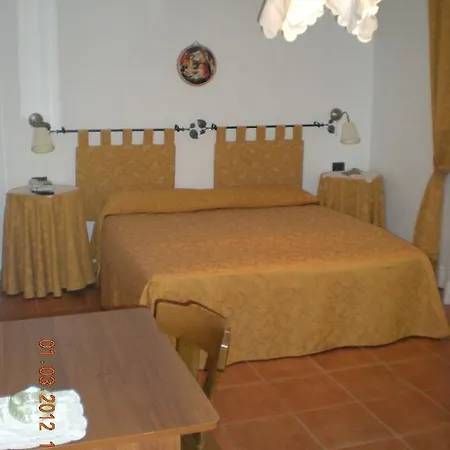 Bike-Hotel Abete San Giovanni Rotondo Room photo
